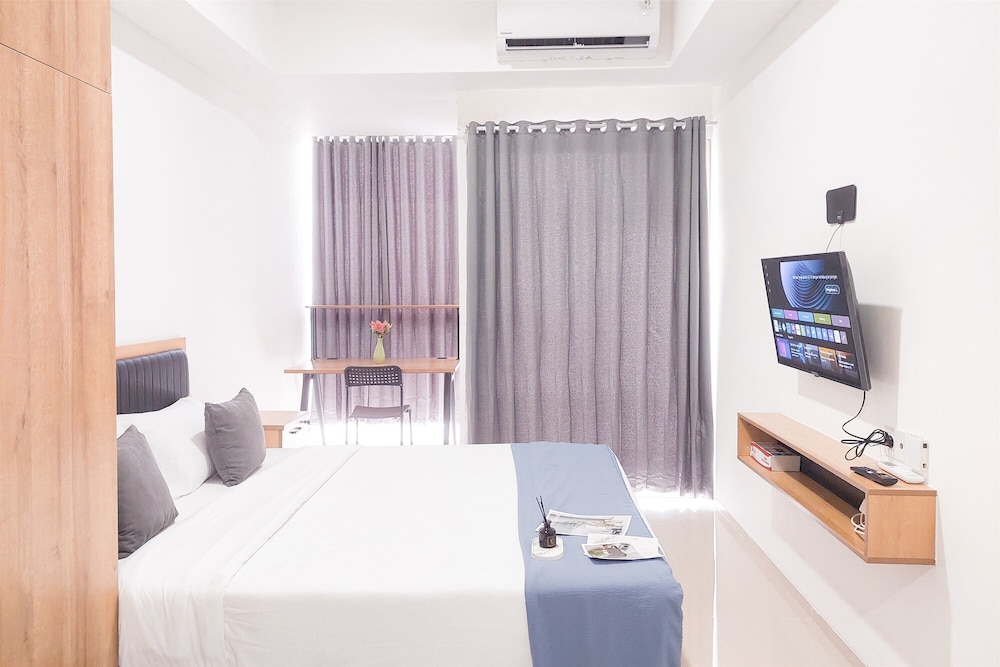 Comfortable And Elegant Studio At Pacific Garden Apartment