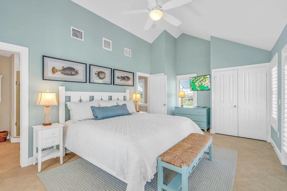 The Point At Coral Lagoon, Rare End Of Canal Villa 3 Bedroom Townhouse