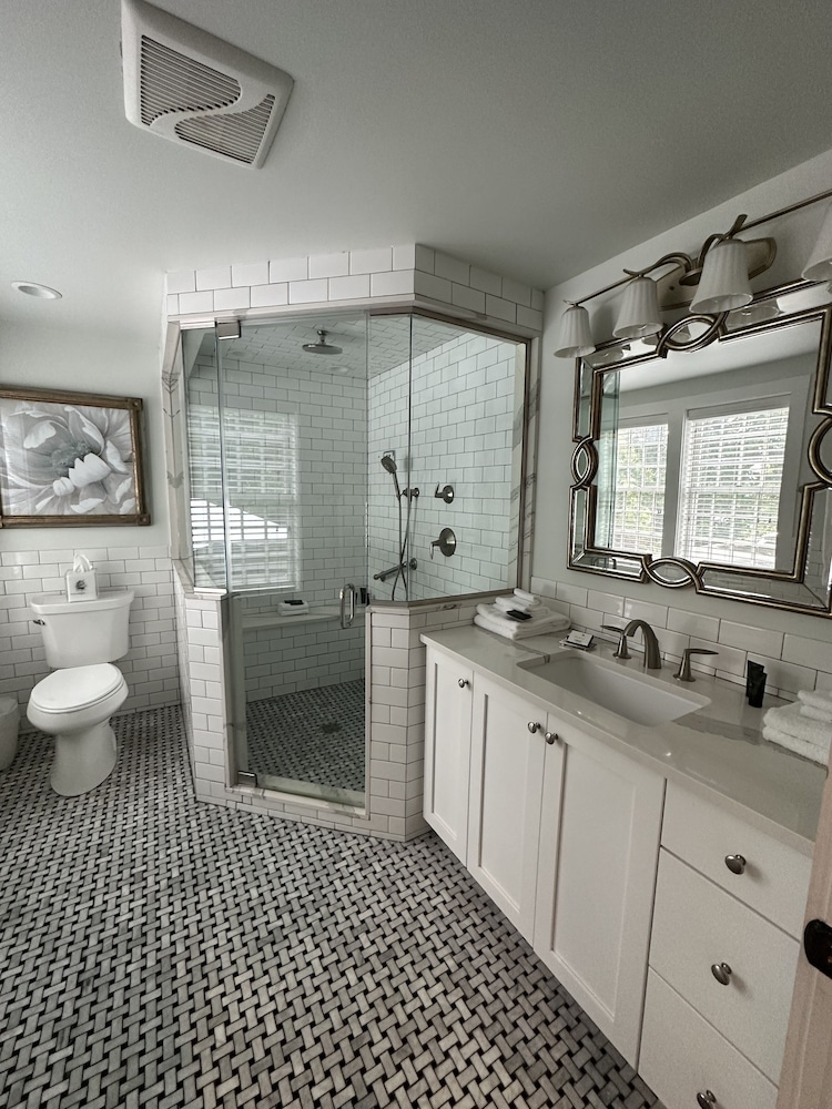 Buttermilk Falls Inn - Property Image 51