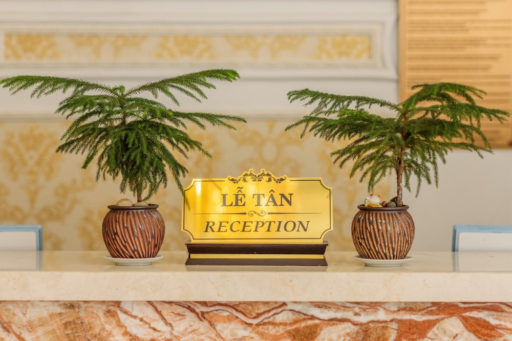 President Hotel