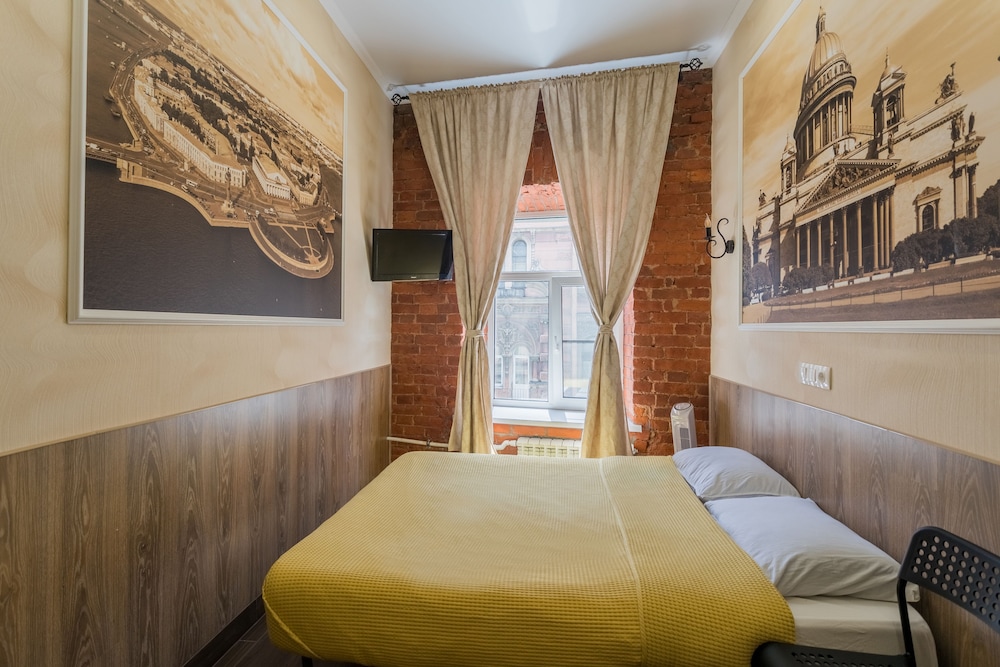 Samsonov Hotel on Goncharnaya 8