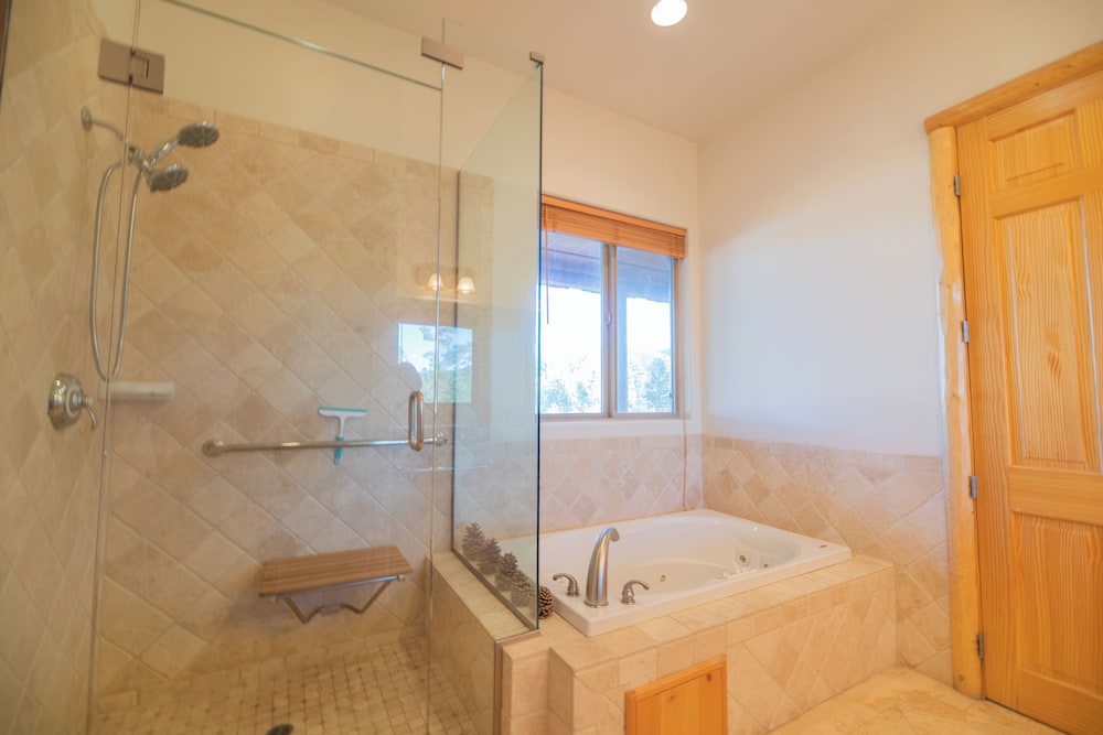 Meadowbrook Estates Ranch view 4