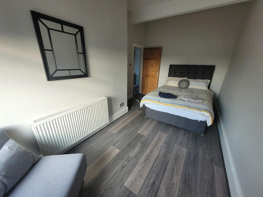 a sea View Property With a Short Walk to Beach view 3