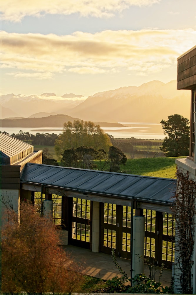 Cabot Lodge