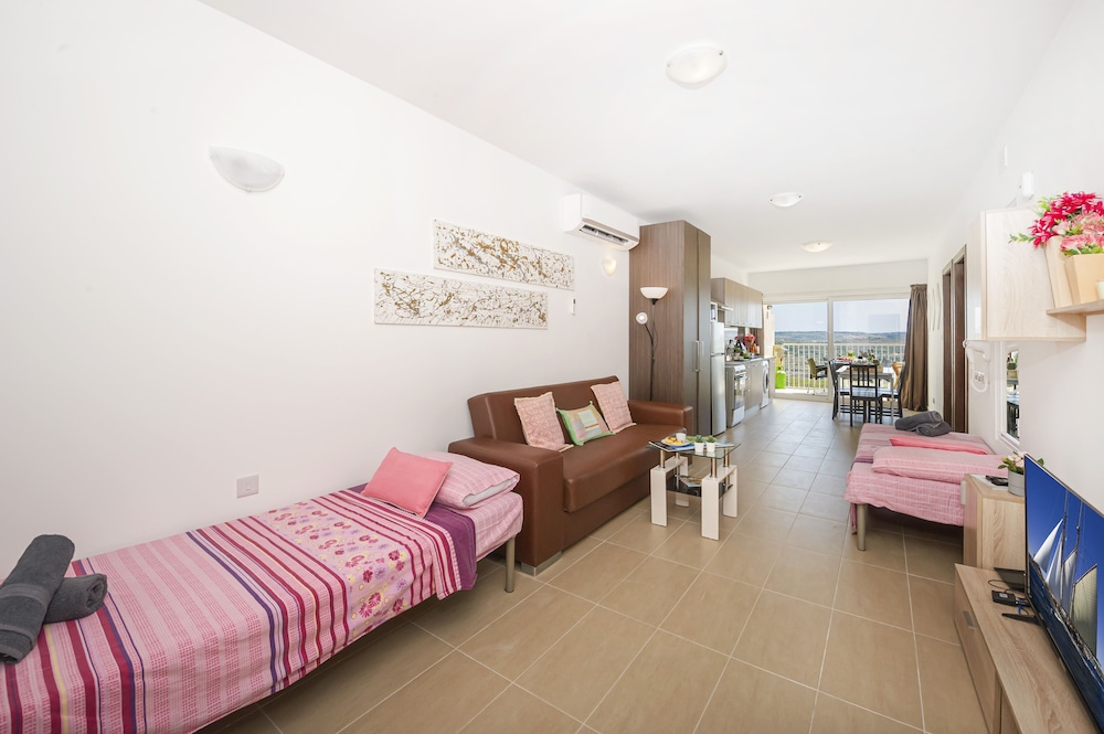 Mellieha Vacations - Summer Breeze with Panoramic terrace by Getaways Malta - Property Image 10