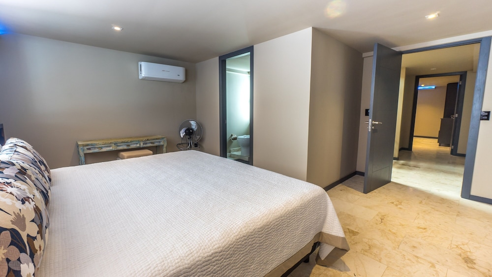 Lotus Luxury Condo