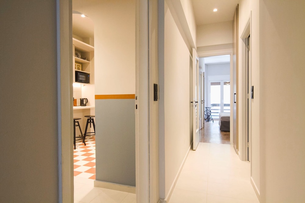 Acropolis Luxury Retreat