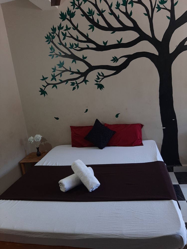 Casa Almeida Guest House