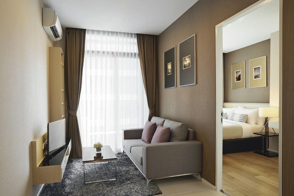Mövenpick Residences Ekkamai Bangkok 12