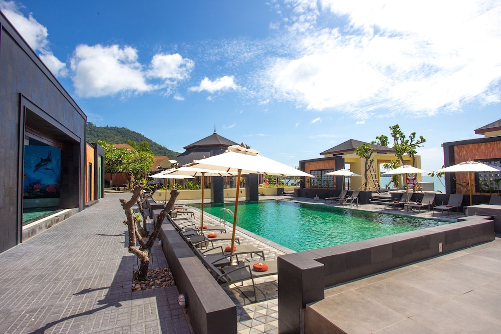 Pavilion Samui Pool Residence