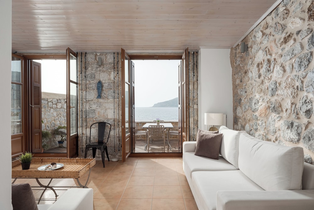 Aura Seafront Villa