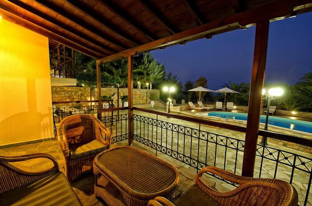 Vatellis Villas