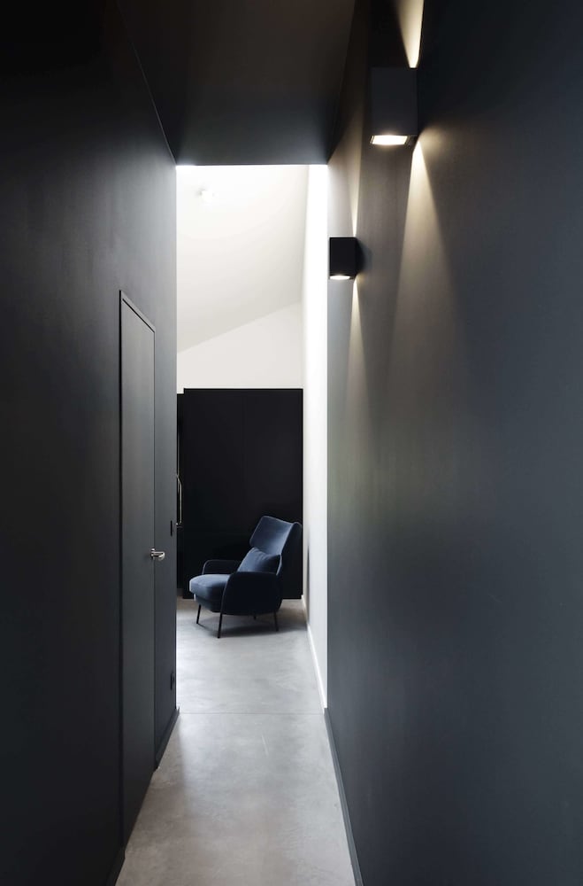 Dimensions M