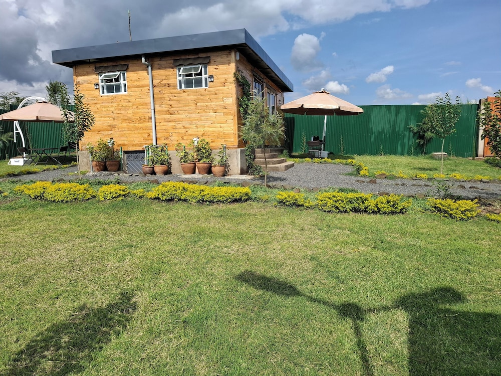 Lux Suites Wild Wood Cottages Naivasha