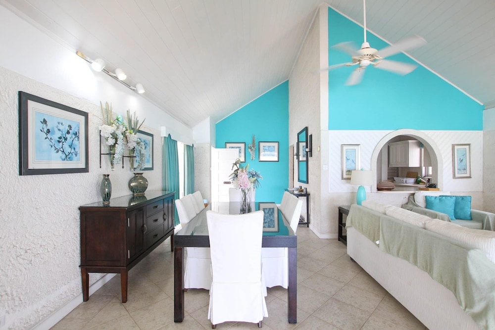Bora Bora 4 Bedroom Home