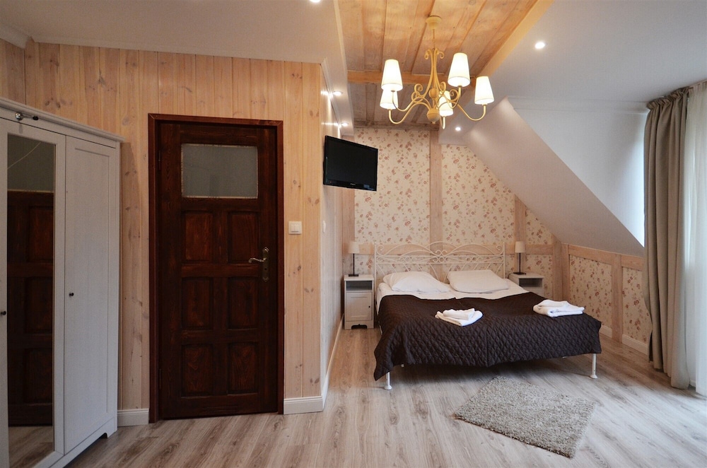 OKRĄGŁE RESORT SKI & SPA