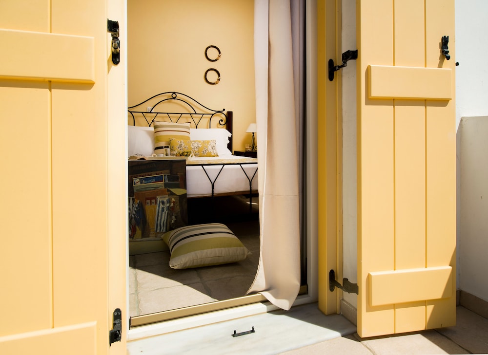 Mouras Resort - Luxury Maisonette Villas photo 4