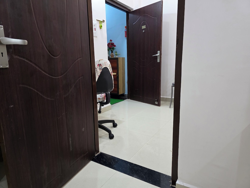 Narayans Residency