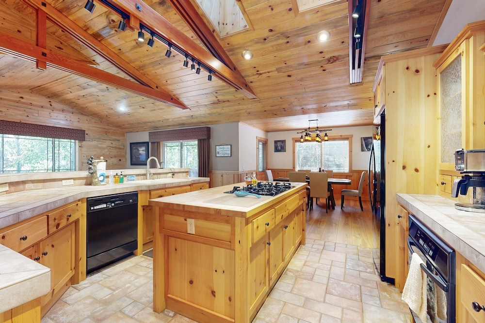 Stony Creek Retreat #708