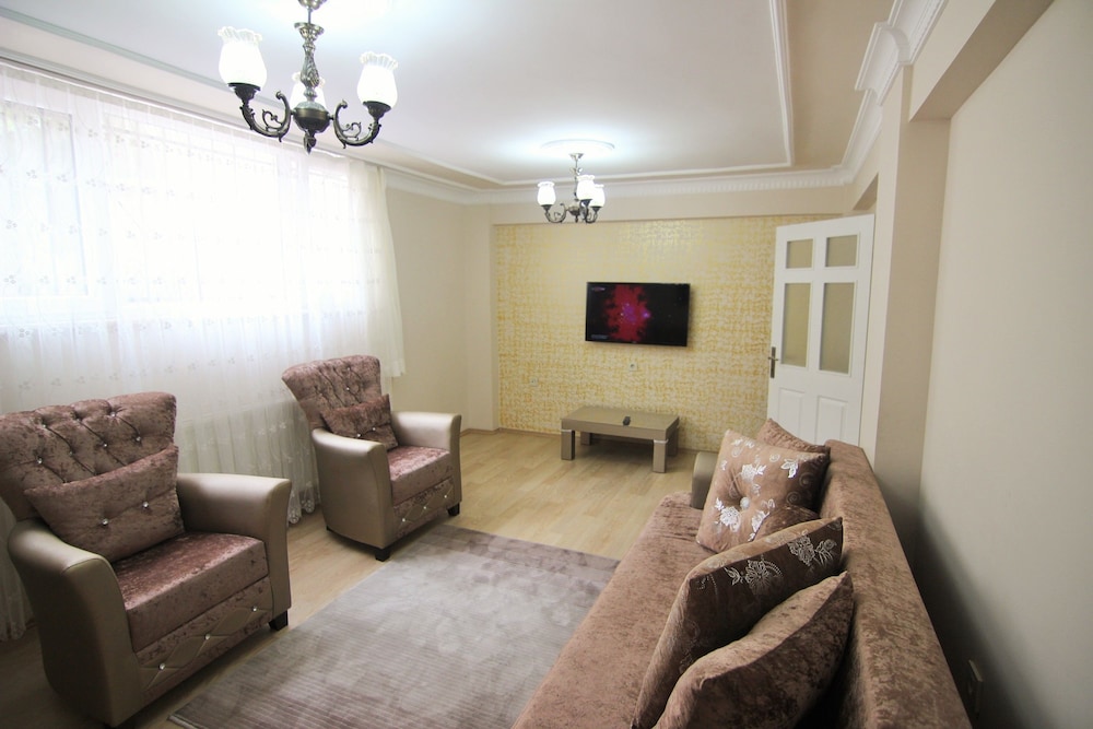 Yılmaz Apart