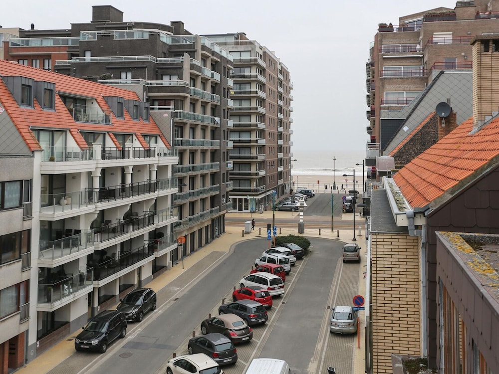 Apartment in Middelkerke for 4 Person