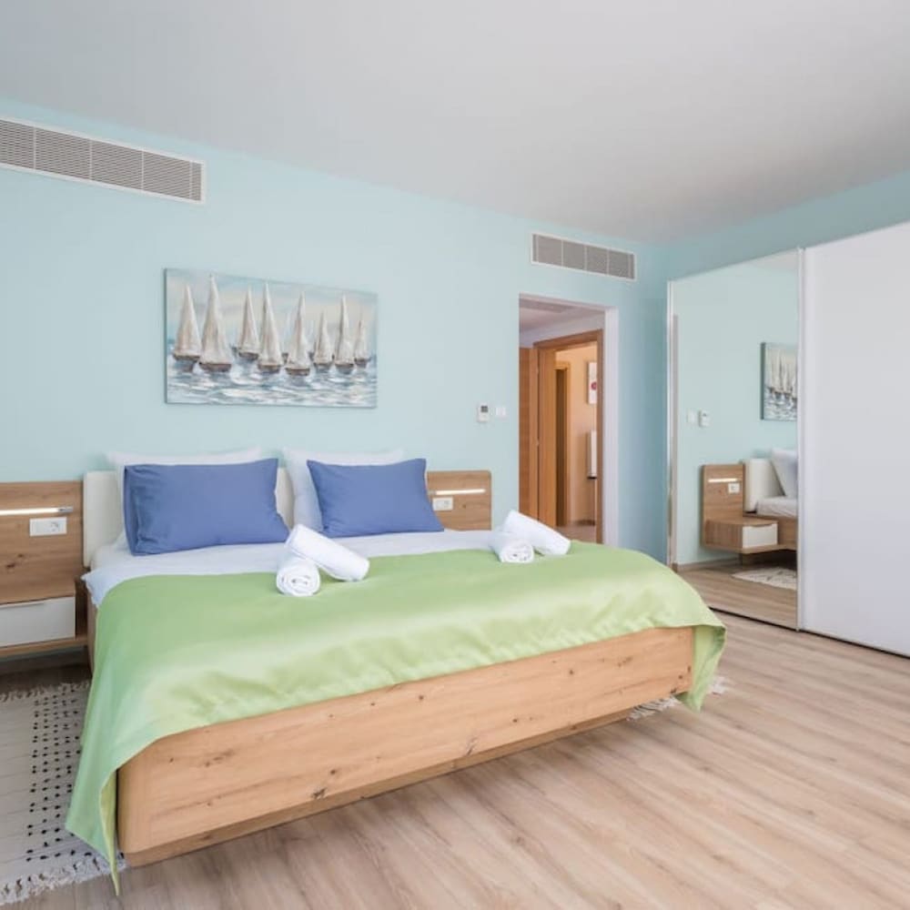 Villa Lavanda - Seaside Luxury Villa for 8 Guests