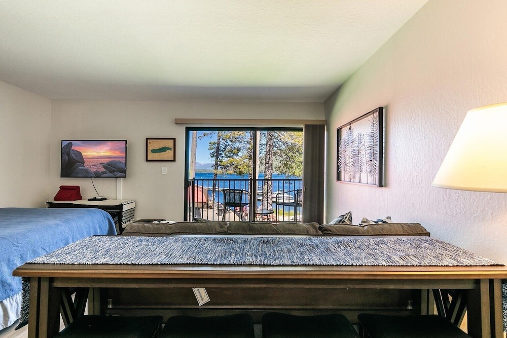 244 Bldg C 1 Bedroom Condo