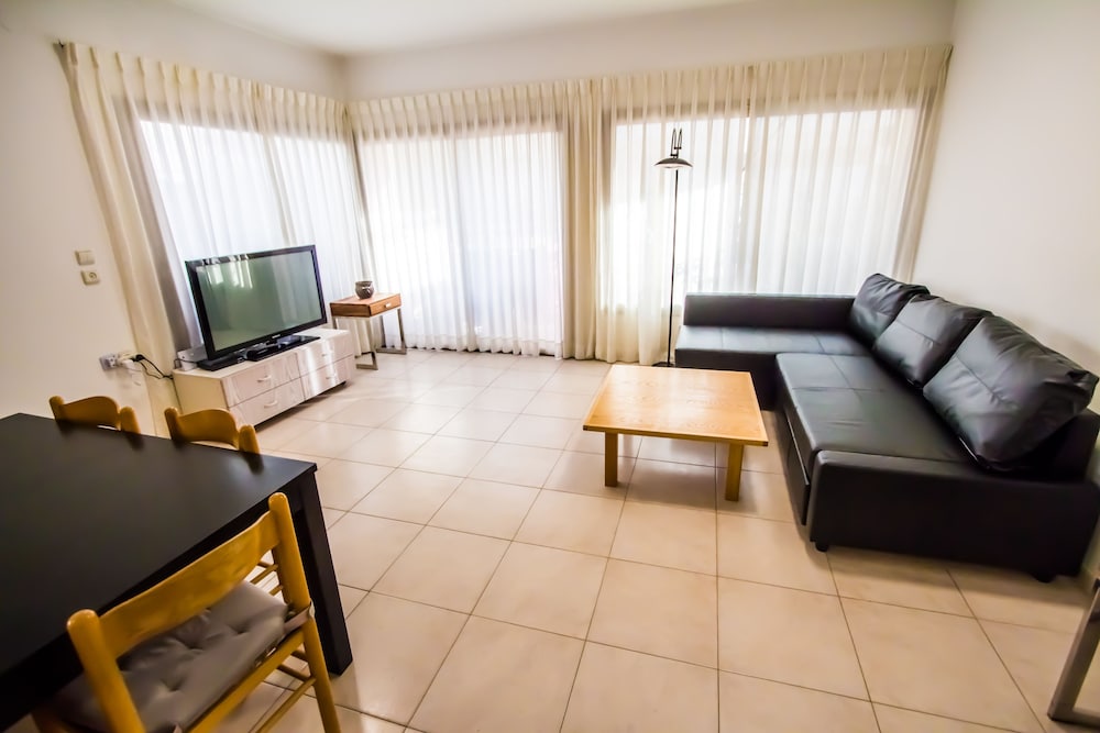 Apartment - Tel Aviv
