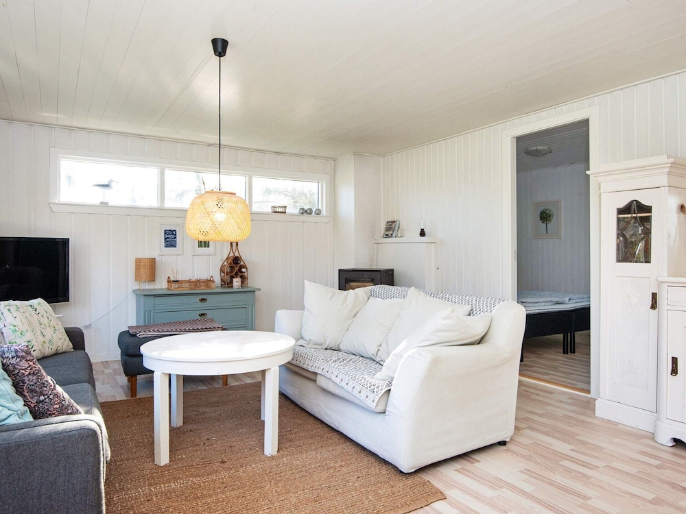 6 Person Holiday Home in Ulfborg view 5