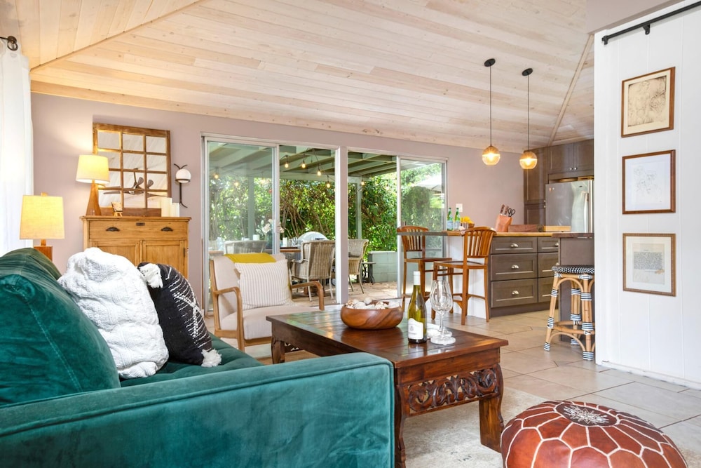 KBM Resorts Free CAR International Colony Club 2-bedroom Cottage, True Essence of Hawaii! Icc-11