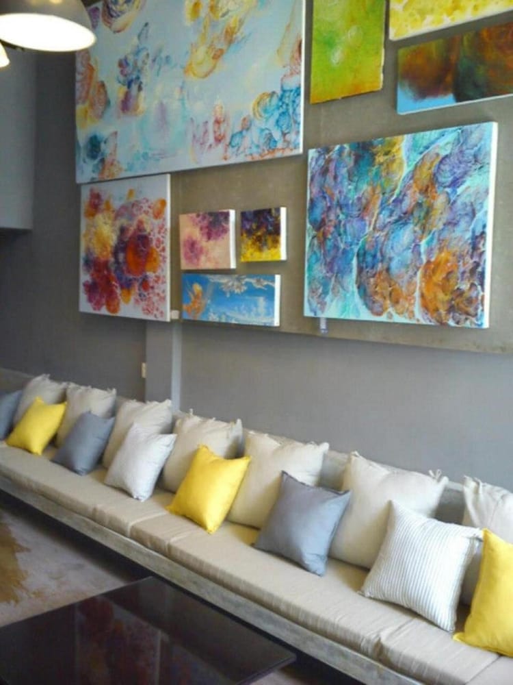 lounge