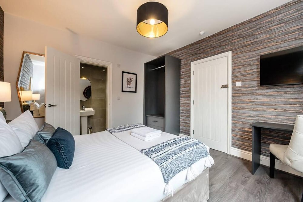 Host Apartments The Kensington Townhouse