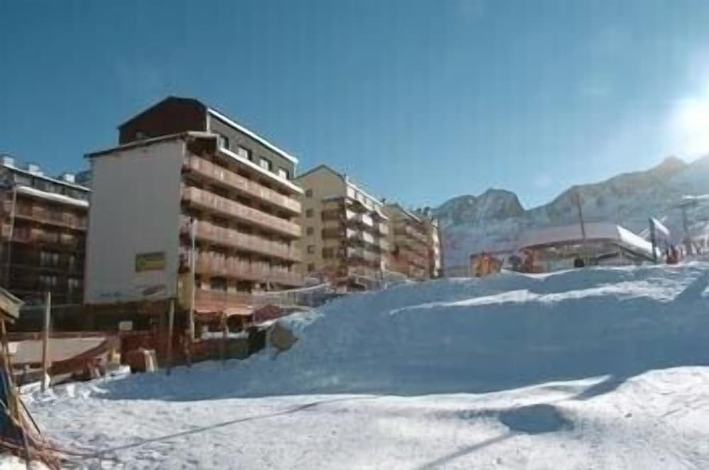 Apartamentos Sapporo