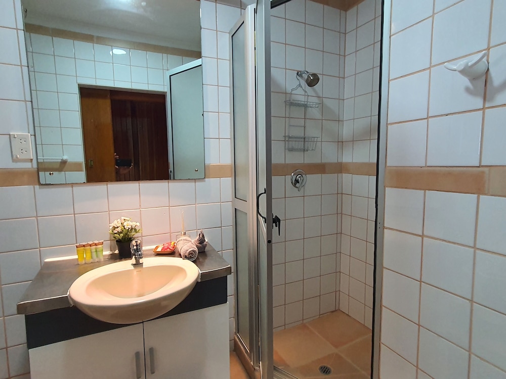 Axis Apartments