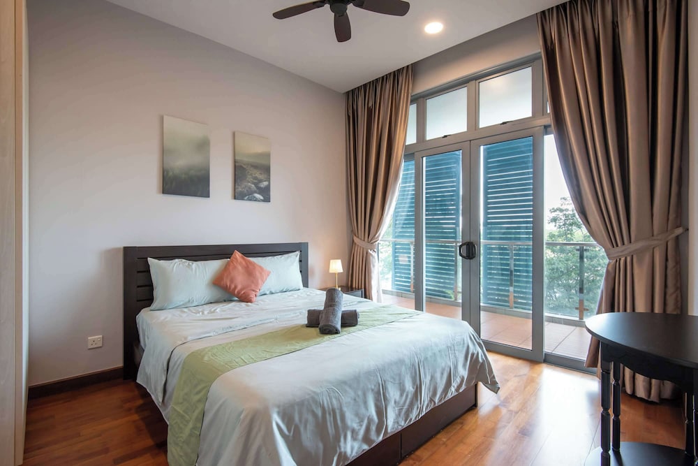 3BR Somerset Apt 2 TVs With Harbour View, Legoland