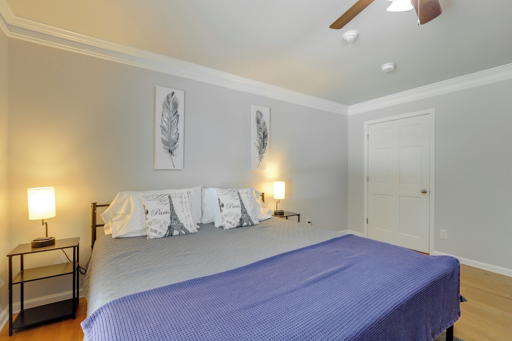 Ideal for Reunions & Retreats: Brooks Getaway!