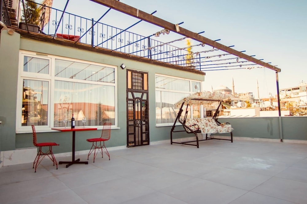 Hodegon Suite Otel - Image 8