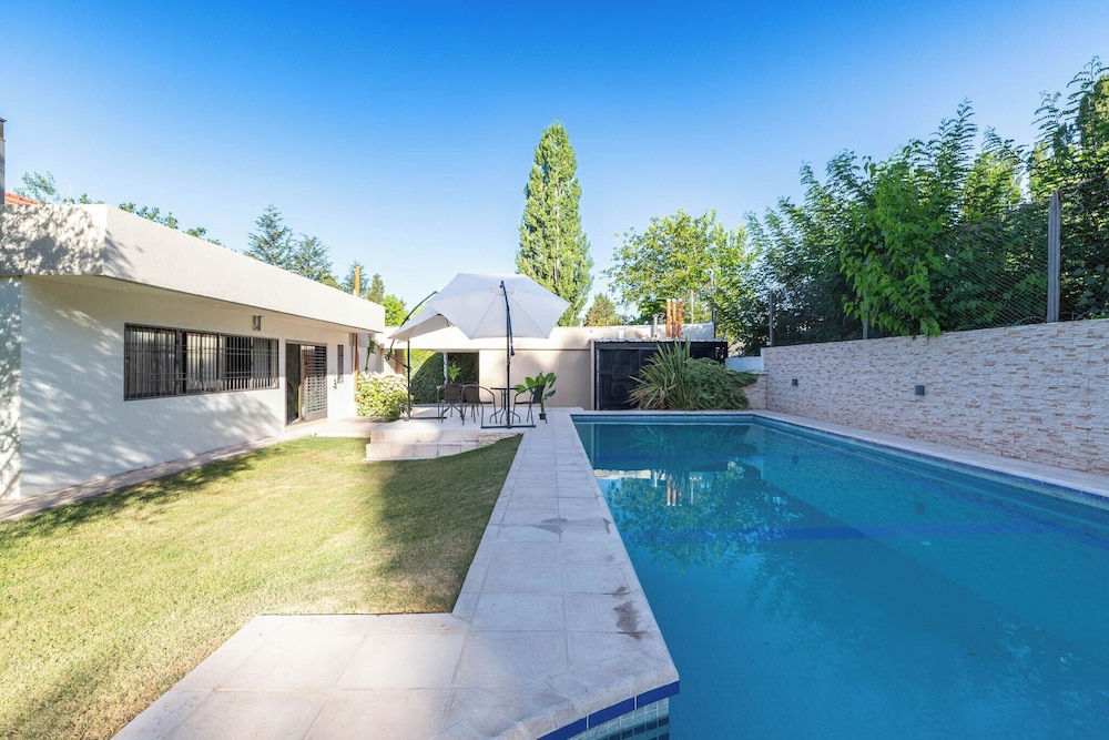 MOT Wine Country Mansion