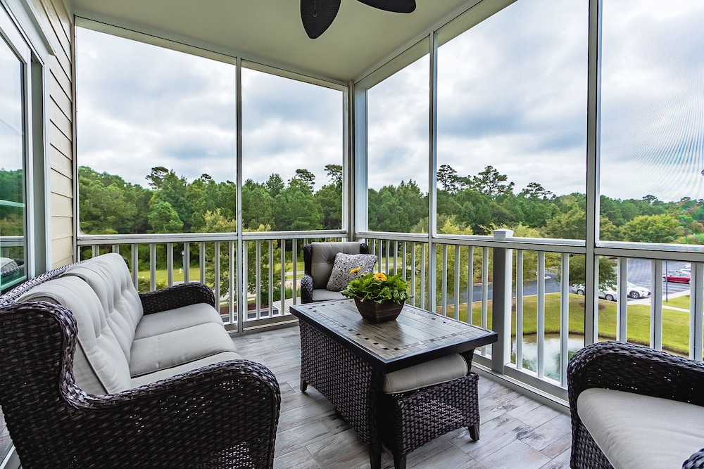 Magnolia Pointe Luster Leaf 4843-302 3 Bedroom Condo
