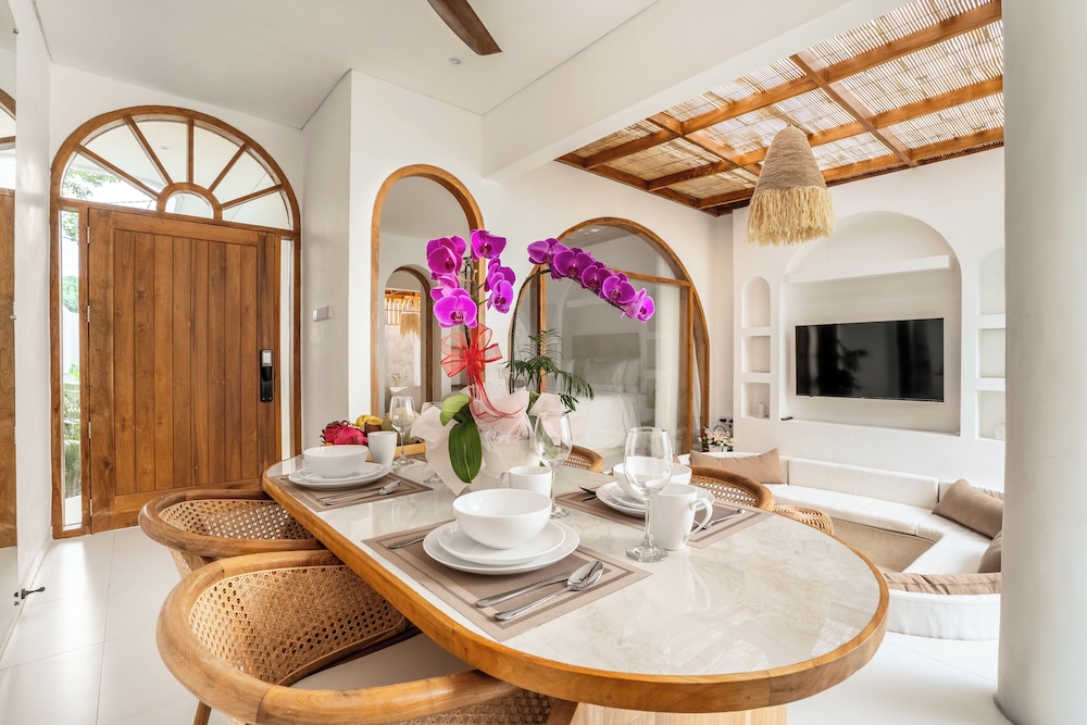 La Feliz Villa Balinesia - 2 Bedrooms