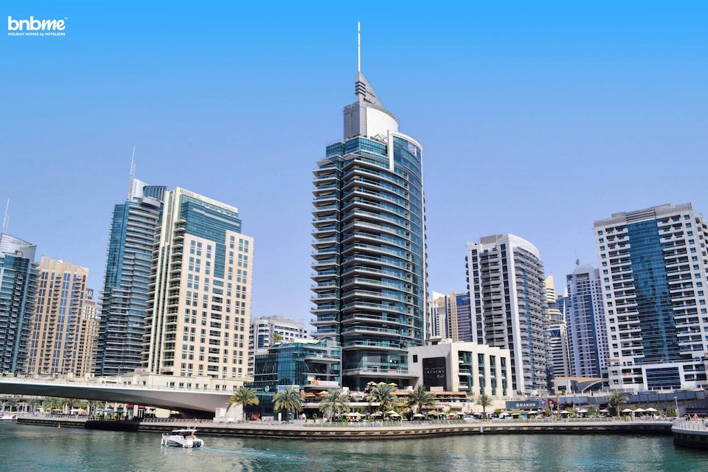 bnbme | Damac Waves Tower | 3 + Maids