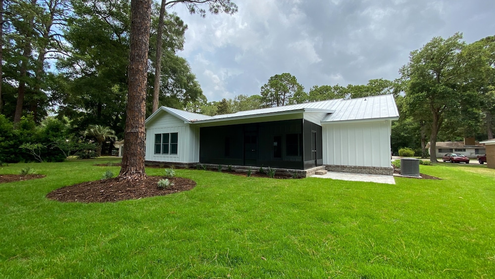 Sand Dollar Lodge 3 Bedroom Home in Jekyll Island, US