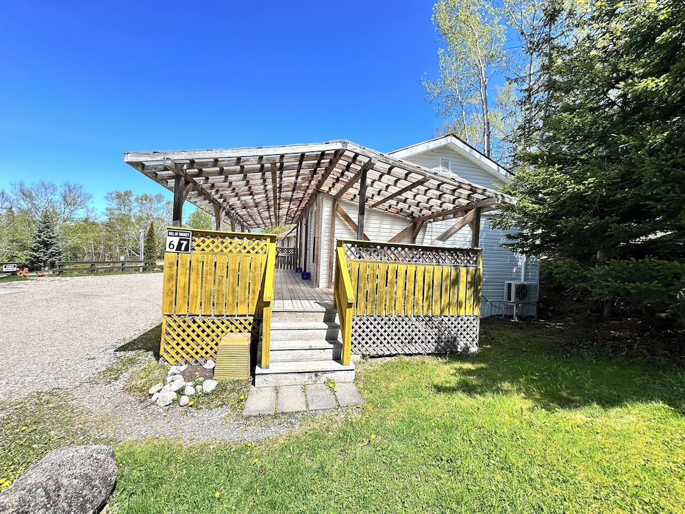 Skyline Cabins