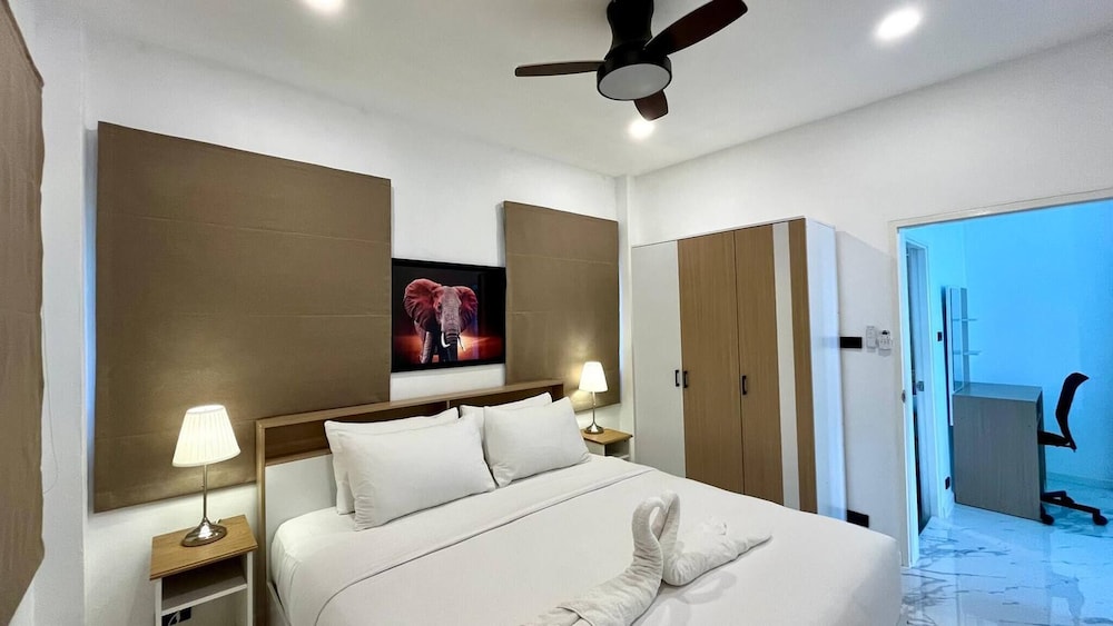 Khaolak Pool Villa With 3 Bedrooms