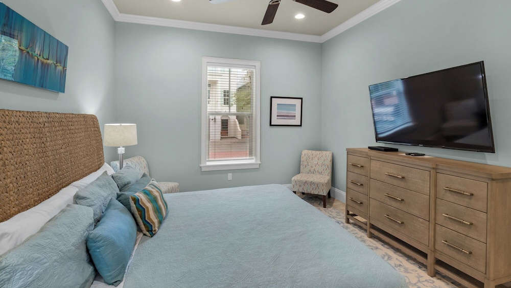 Gorgeous Beach Home w/ Beautiful Views & Seacrest Pool - Minutes to Beach view 5