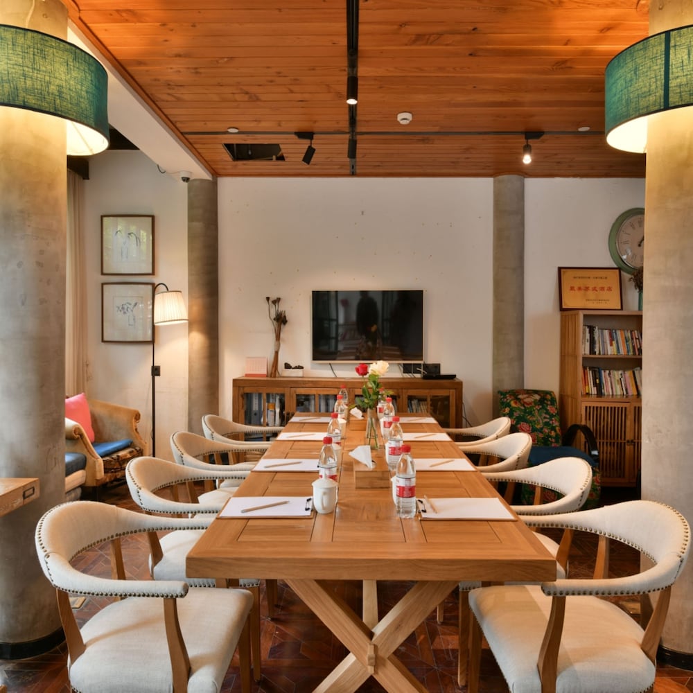 Blossom Hill Inn · Shantang view 4