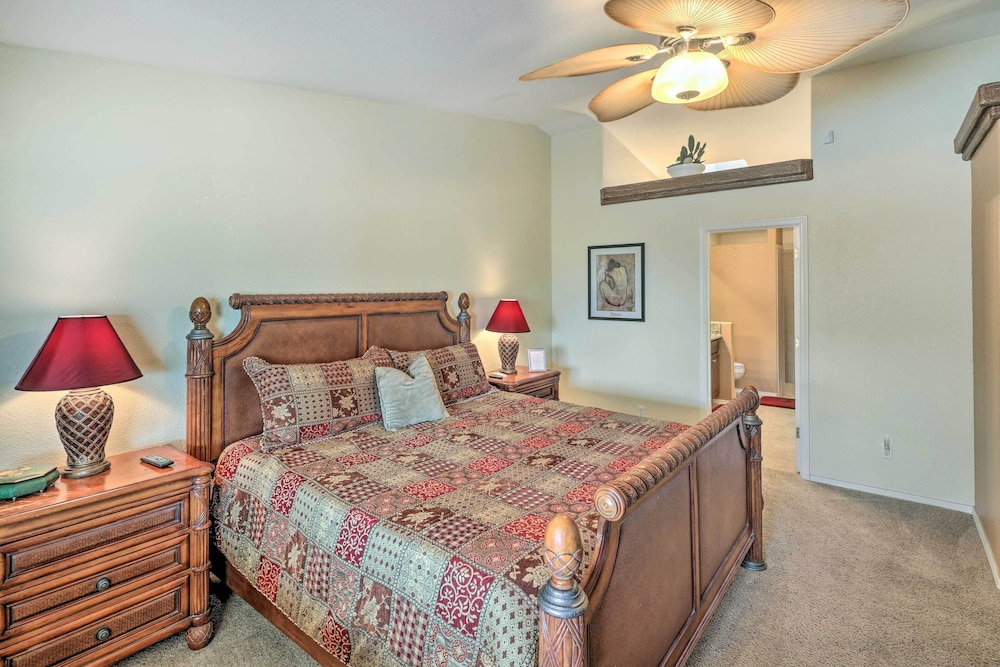 Arizona Retreat w/ Casita ~ 2 Mi to Lake Havasu view 2