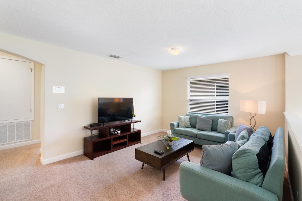 2995 Buccaneer Palm Road