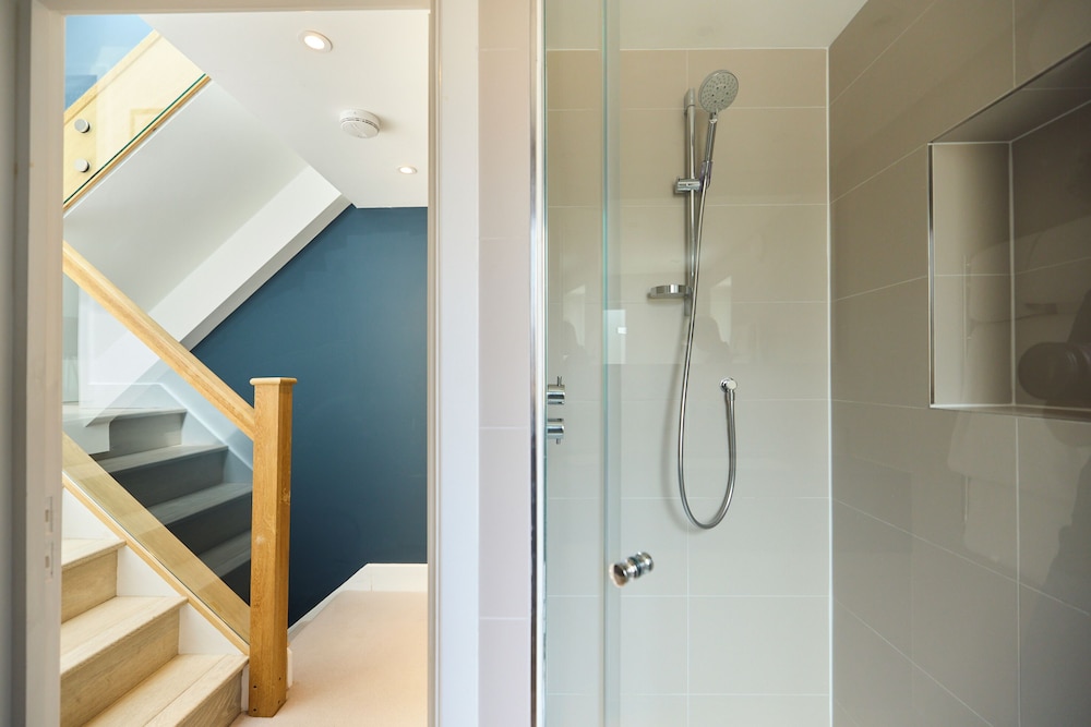The Skylight One-Bed at Elspeth Road