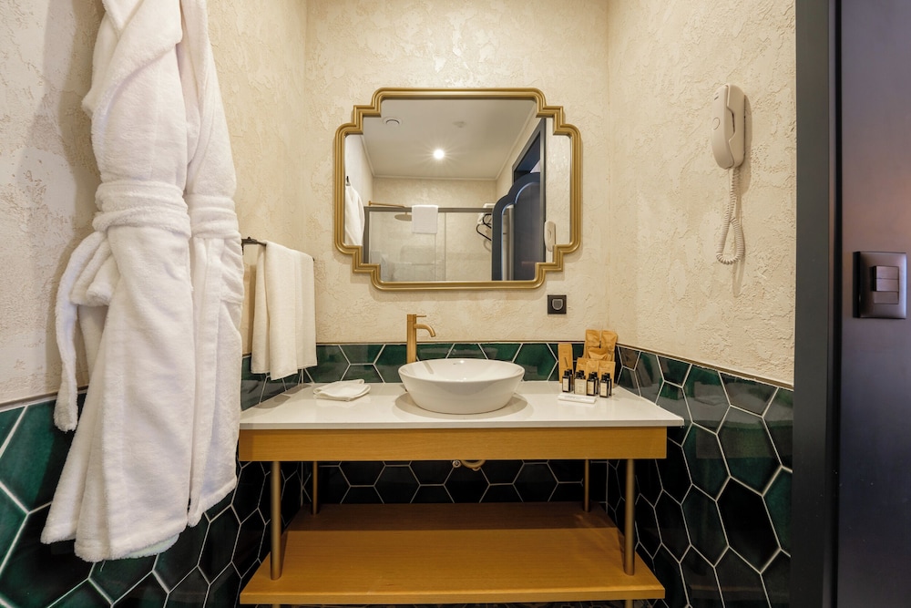 Belmondo Süitler - Image 69